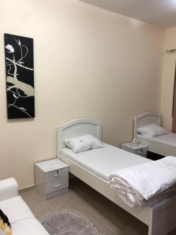 Kaya Hostel Dubai Eksteriør bilde